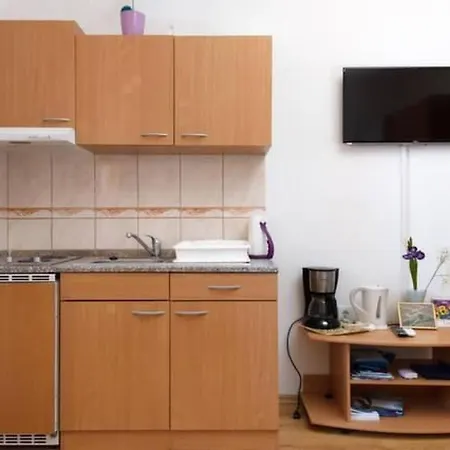Mit Balkon Fuer Zwei Personen By Interhome * Split